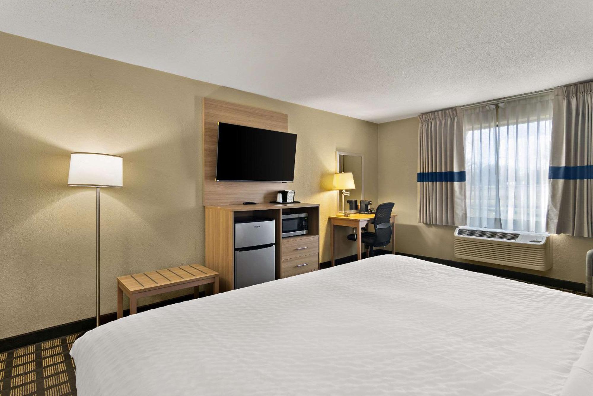 Clarion Pointe Bloomington-Normal Near I-55 And University Eksteriør bilde