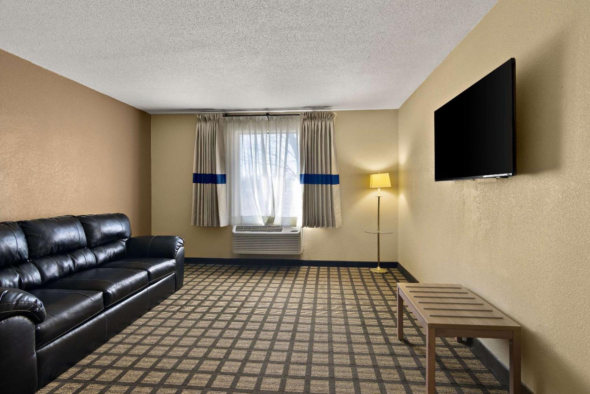Clarion Pointe Bloomington-Normal Near I-55 And University Eksteriør bilde